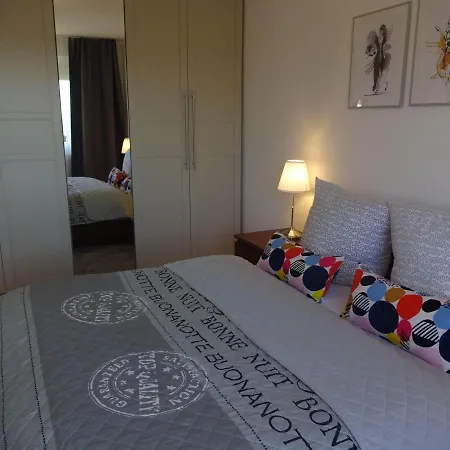아파트 Zuhause-Mit-Aussicht-Wi-Fi 라이프치히